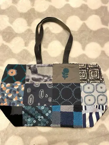 미나 페르호넨 피스 백