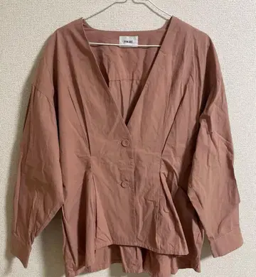 RIM.ARK 림아크 V넥 턱 상의 핑크