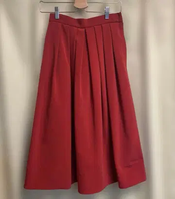 SHE Tokyo 플레어 스커트 Anna 빨간색