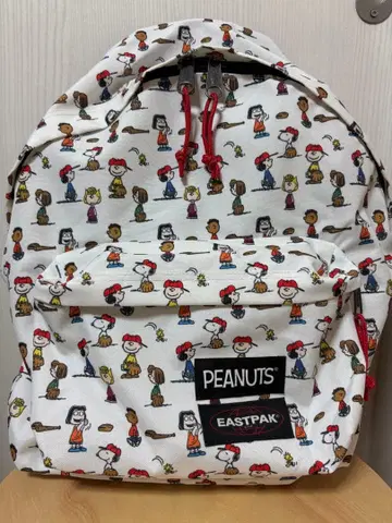 새상품급 PEANUTS EASTPAK 럭색/백팩