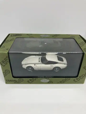 EBBRO TOYOTA 2000GT 화이트 1/43 스케일
