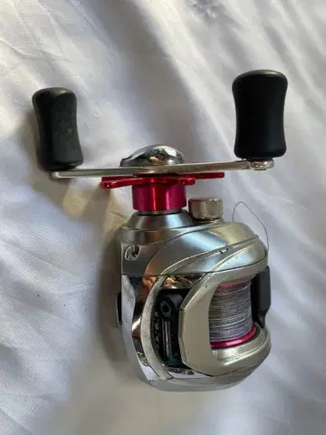 G6 실버/레드 낚시릴