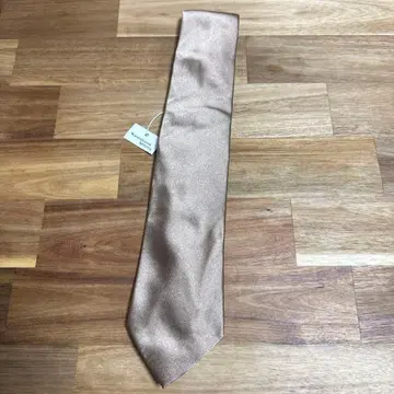 KY42 메이커스 셔츠 카마쿠라 넥타이 베이지 골드