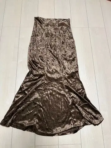 벨로아 머메이드 스커트