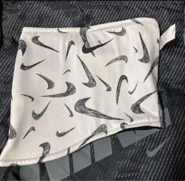 NIKE 넥워머