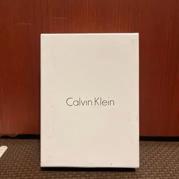 Calvin Klein 블랙 개더 카드 케이스