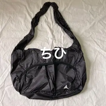 Roa Hiking 숄더백 블랙