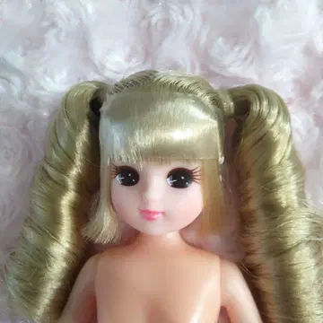 리카짱 인형 본체