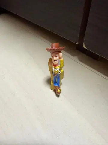 우디 피규어 2004년제