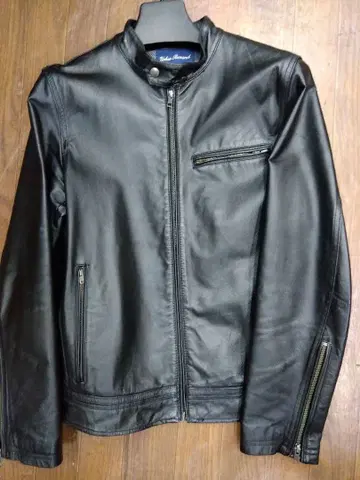 어반 리서치 싱글 가죽 자켓 돈피 40 사이즈 블랙