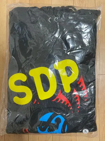 슈차다라파 후드 맨투맨 블랙 미사용