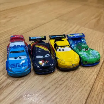 토미카 라울 사루르 맥스 슈넬 제프 골베트 칼라 베 로조