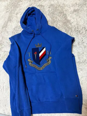 TOMMY HILFIGER 후드티