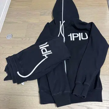 1PIU1UGUALE3 RELAX 우노피우노우과레토레 셋업 L