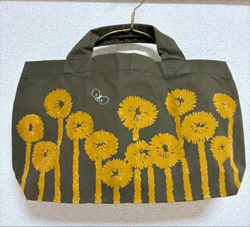 미나 페르호넨 크루아상 콜라보 토트 minaperhonen