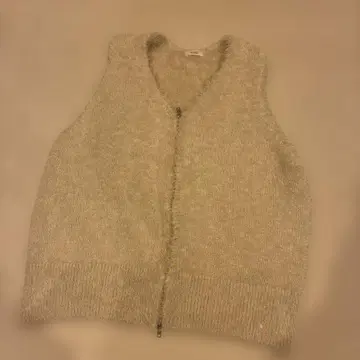 로리즈팜 샤기 지퍼 베스트