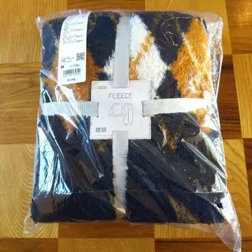 [ 미사용 새상품 ] 유니클로 퍼리 플리스 세트 블루 x 다이아 무늬 M