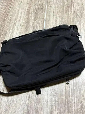 코트에시엘 cote&ciel RISS 블랙