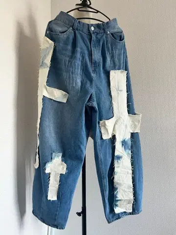 패치워크 디자인 데님 팬츠