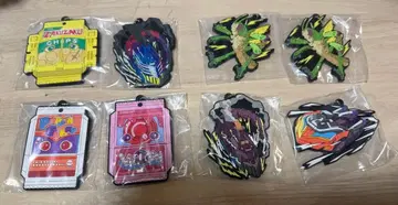 제일복권 가면라이더 가브 & 가차드 러버 키링