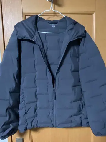 [ 새상품 ] UNIQLO 퍼프 테크 후드티