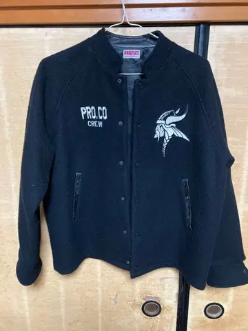 PROSPECT 바시티 자켓 블랙