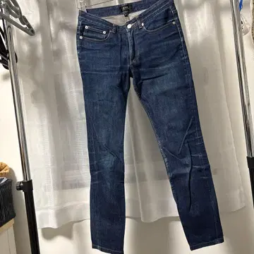 A.P.C. 스트레이트 데님 26