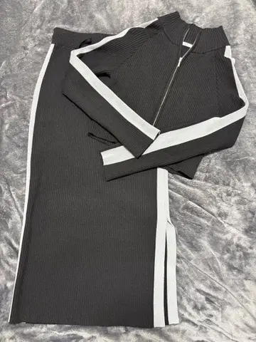 SLY 더블 지퍼 사이드라인 니트 셋업 블랙 x 그레이