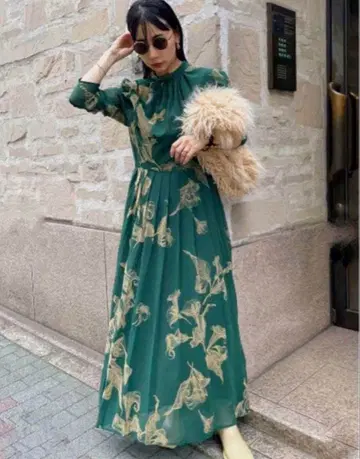 UND CALLA FLOCKY DRESS [ 그린/M 사이즈 ]