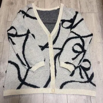 리본 무늬 니트 가디건