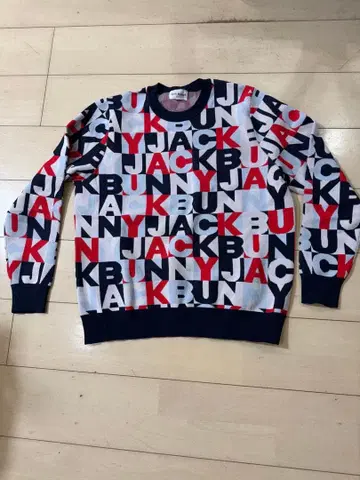 잭 버니 로고 프린트 스웨터 사이즈 4 ( M )
