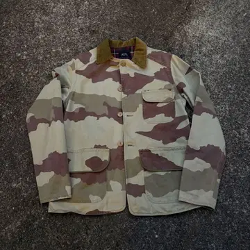 레어 새상품급 A.P.C. 아페쎄 카모플라쥬 헌팅 자켓 카모플라주