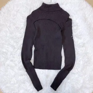 머큐리 듀오 하이넥 리브 니트 스웨터 레어 인기 완판 슬림