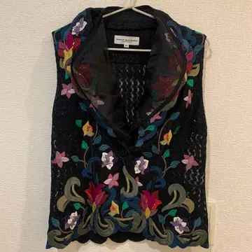 꽃무늬 자수 블랙 레이스 베스트 L