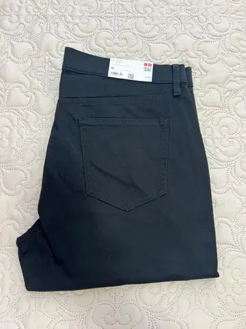 UNIQLO 택 포함 새상품 울트라 스트레치 컬러진 XL 블랙