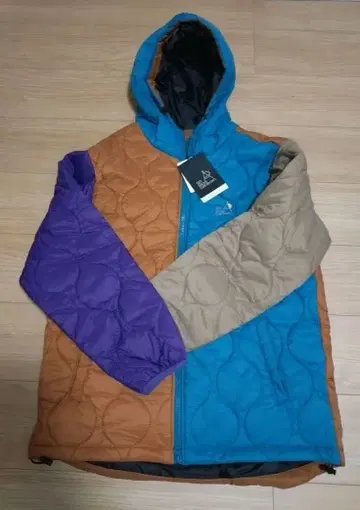 고 슬로우 카라반 다운 자켓 사이즈 4