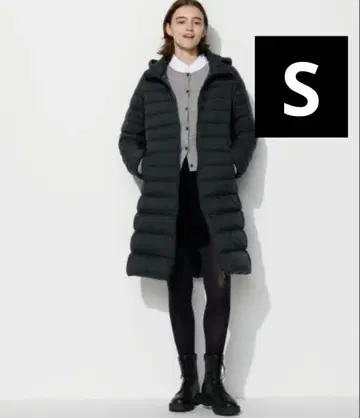 2024 유니클로 울트라 라이트 다운 롱 블랙 S