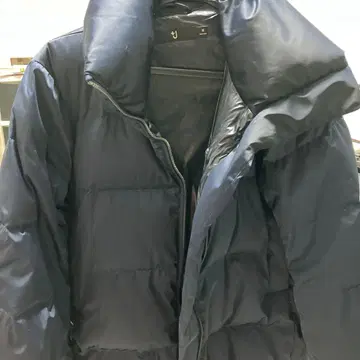 네이비 M 사이즈 다운 자켓