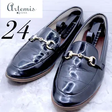 [ 155 ] 다이애나 Diana 에나멜 홀스빗 로퍼 블랙 24