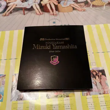 노기자카46 야마시타 미즈키 졸업 메모리얼 캔뱃지 세트