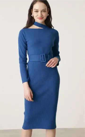 PINKY&DIANNE 데콜테 커팅 니트 원피스