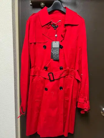 Smashed Lemon 트렌치코트 레드