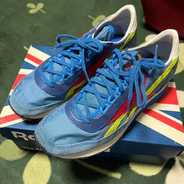 리복 Reebok AZTEC OG 세계 한정판 2000족