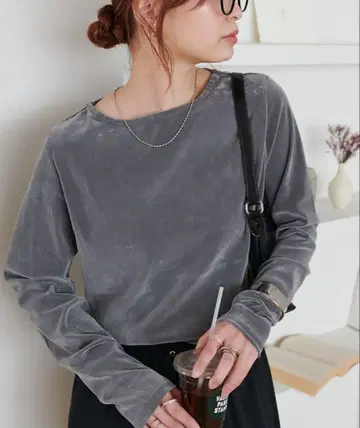 DISCOAT 디스코트 플로키 메쉬 롱 슬리브