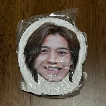 King & Prince와 불꽃놀이 페이스 쿠션 타카하시 카이토