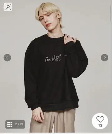 쫄깃쫄깃 스웨이드 자수 풀오버