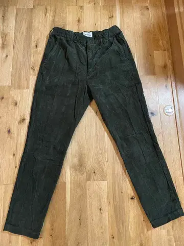 SPELLBOUND 다크 그린 코듀로이 팬츠