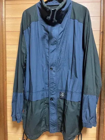 MASSES 마시스 masses 빅 실루엣 필드 자켓 맘파