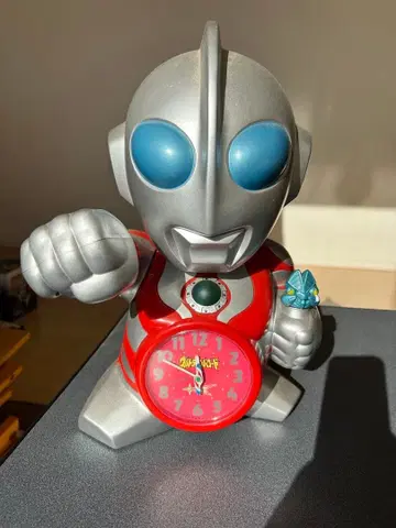 울트라맨 파워드 알람 시계 세트