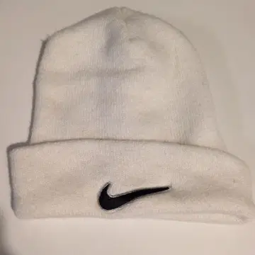 나이키 '90s 화이트 니트 모자 비니